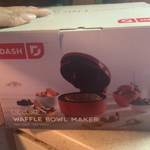 Deluxe waffle bowl maker!!!!